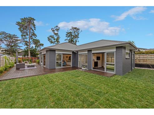 180 Harris Drive, Silverdale
