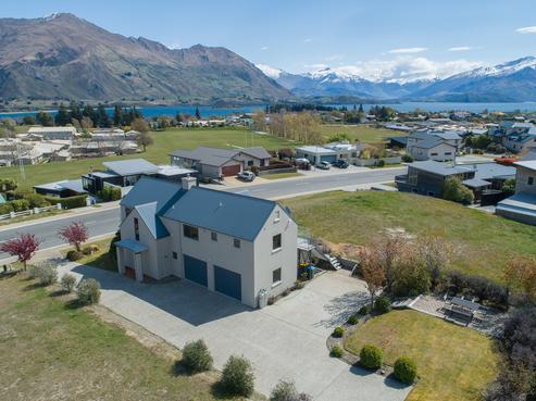 61 Kings Drive, Wanaka