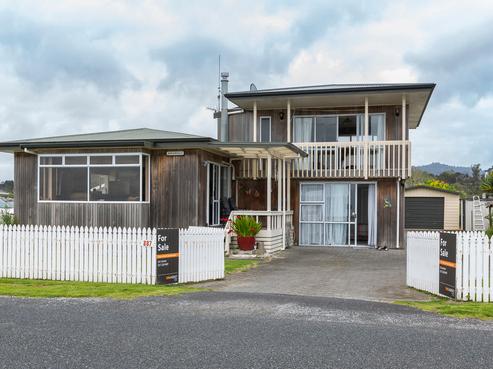 887 East Coast Road, Kaiaua