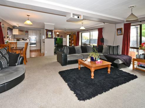 193 Rocking Horse Road, Southshore