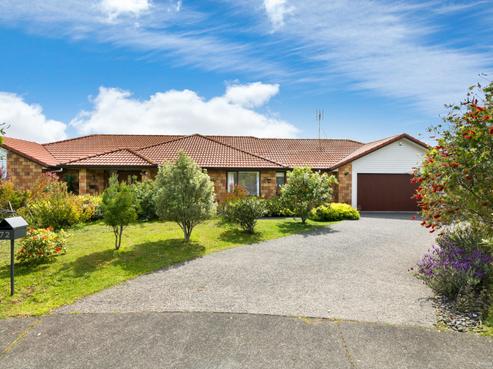 72 Balboa Drive, Matakatia