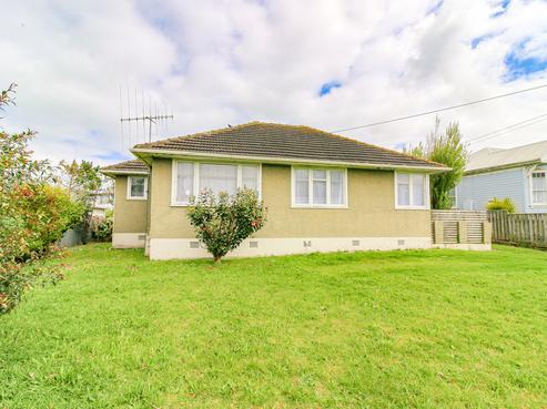 7 Mosston Road, Castlecliff