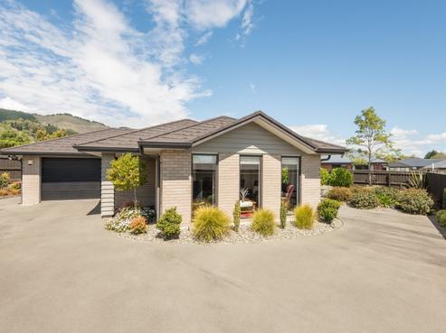 9 Melfield Place, Richmond