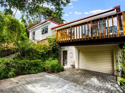 78 Daffodil Street, Titirangi