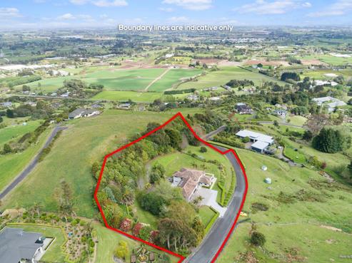318 Macwhinney Drive, Drury