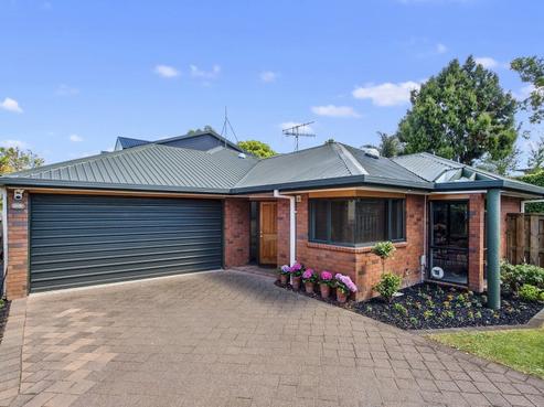 8A Hammond Street, Hamilton Central