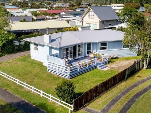 225A Chartwell Avenue, Whangamata