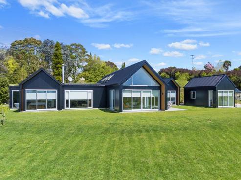 79 Bronte Road East, Mahana