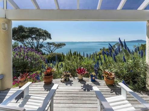 187 Beach Road, Castor Bay