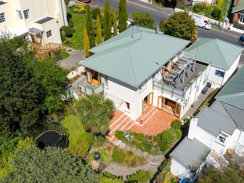 77 Blacks Road, North East Valley