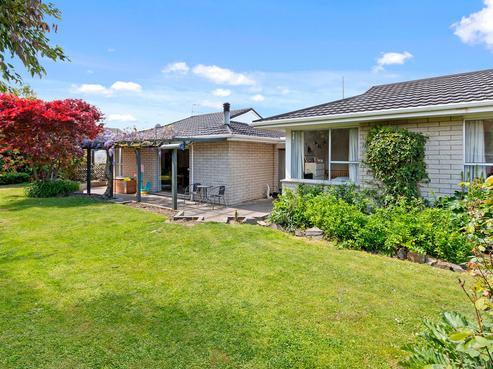 1 Bidwell Place, Hillmorton