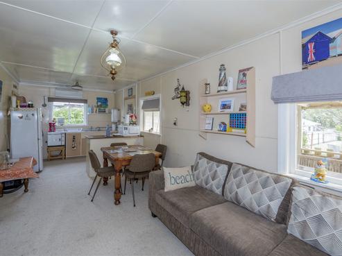 99 Kahukura Avenue, Waitarere Beach
