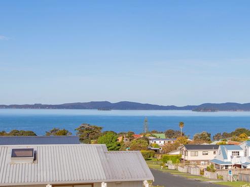5 Snells Beach Road, Snells Beach