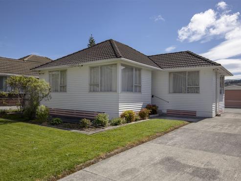 12 Rainey Grove, Taita