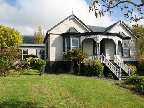130 Aramoana Road, Deborah Bay