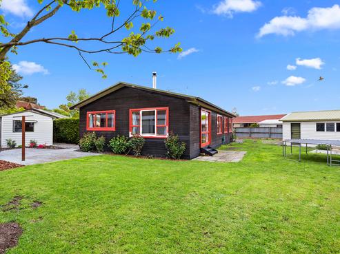 17 Gibbs Drive, Woodend