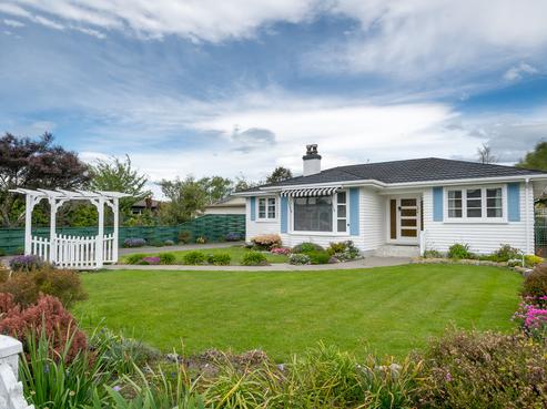 61 Pah Street, Motueka