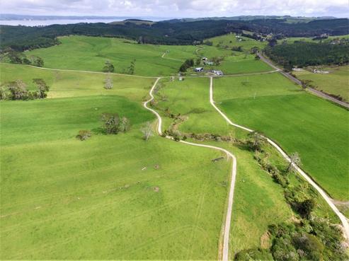 1788 Tinopai Road, Tinopai