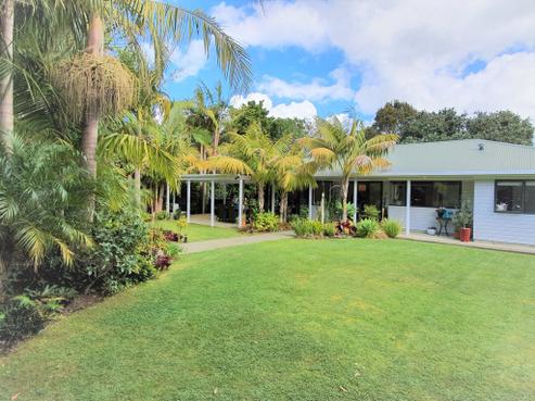 12 Riverside Drive, Point Wells