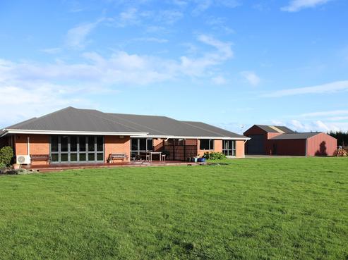 284 West Plains Road, West Plains