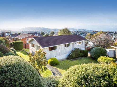 12 Hastings Street, Wakari