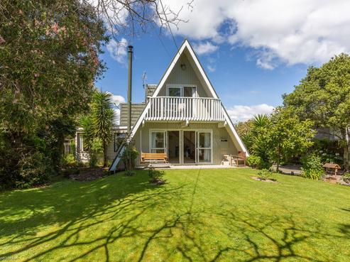 62 Lord Rutherford Road North, Brightwater