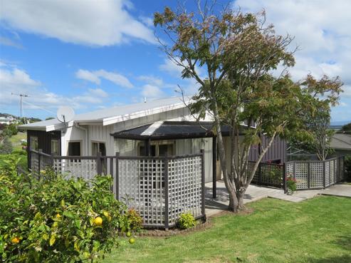 206 Mount Sea Road, Thames