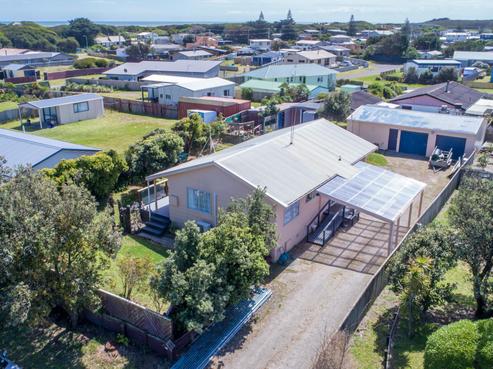 44 Te Kiri Street, Himatangi Beach