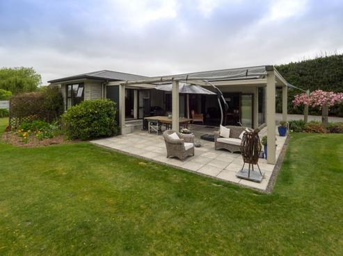 126 Johnstone Street, Tinwald