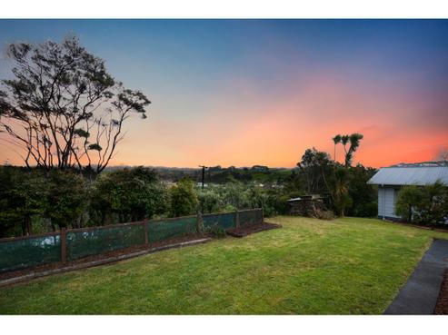 4 Mcentee Road, Waitakere