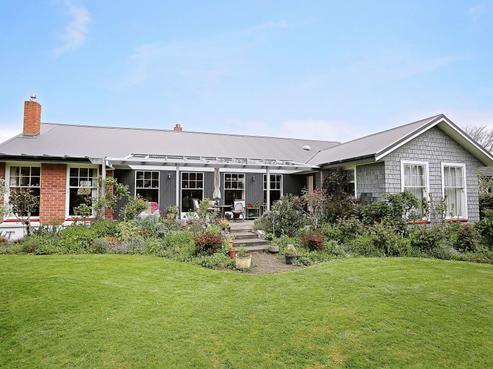 110 Layard Street, Windsor