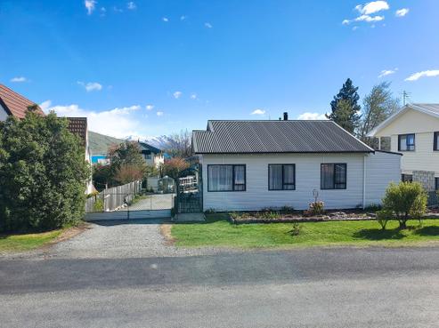 31 Murray Place, Lake Tekapo