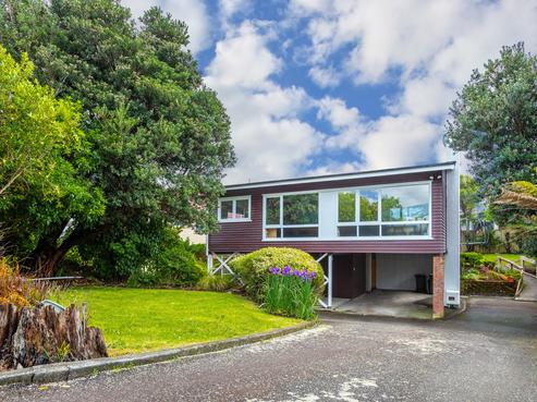 995 High Street, Avalon
