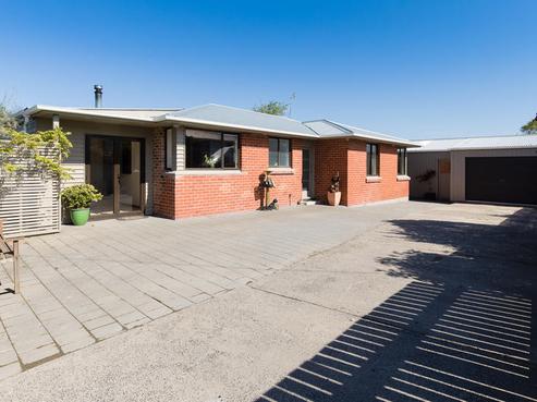 14 Viscount Road, Waldronville