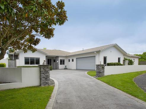 9 Horsley Grove, Pyes Pa