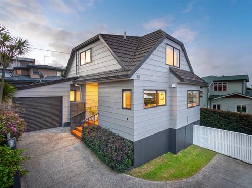 3/211 Onewa Road, Birkenhead