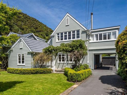 7 Hinau Street, Eastbourne