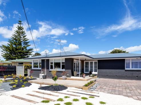 24 Macdonald Road, Glenview