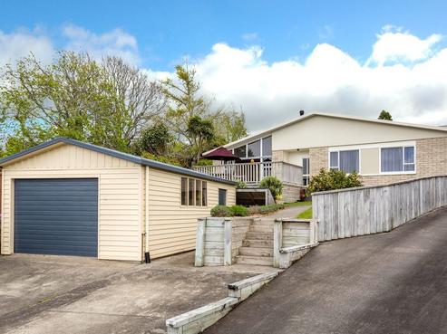 11 Handley Place, Glen Avon