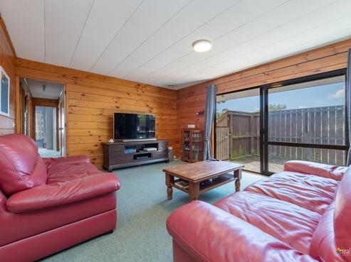 38 Jackson Terrace, Ranui