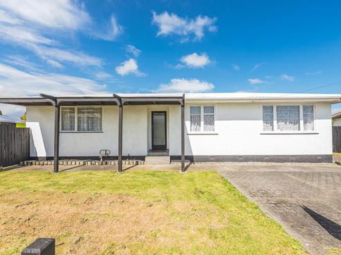 12 Mosston Road, Castlecliff