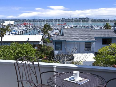 2/37 Argo Drive, Half Moon Bay