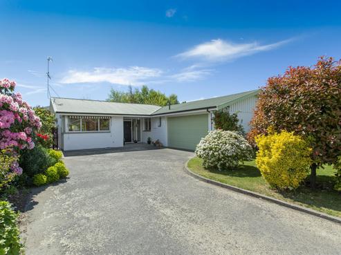 12 Queens Drive, Allenton