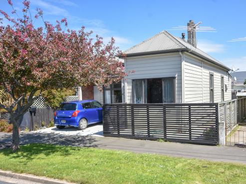 42 Dalgety Street, Saint Kilda
