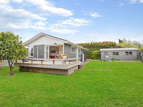 35B Beach Road, Te Atatu Peninsula