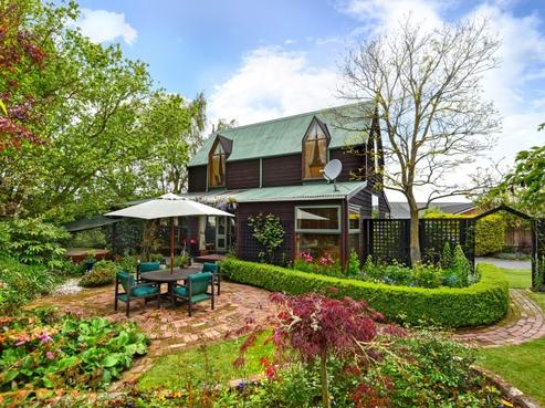 10 Snowdon Place, Darfield