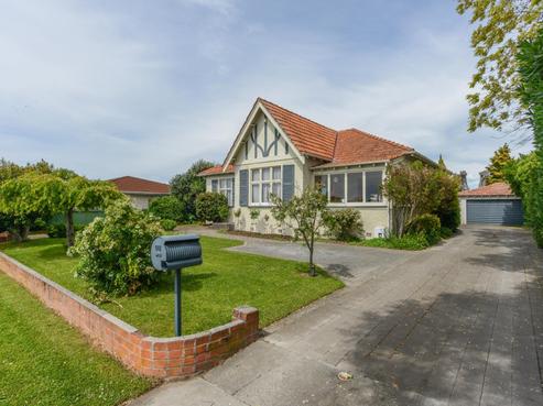 502 Lyndon Road West, Hastings