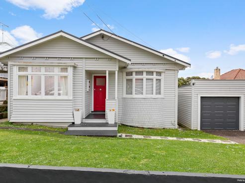 67 Kiwi Road, Point Chevalier
