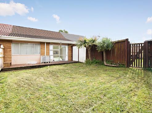 2/21 Wanaka Place, Pakuranga Heights
