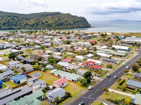 120 Hetherington Road, Whangamata